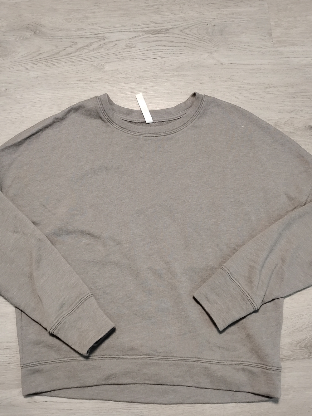 Fabletics Women's Scoop Neck Crew in Heather Gray. Small